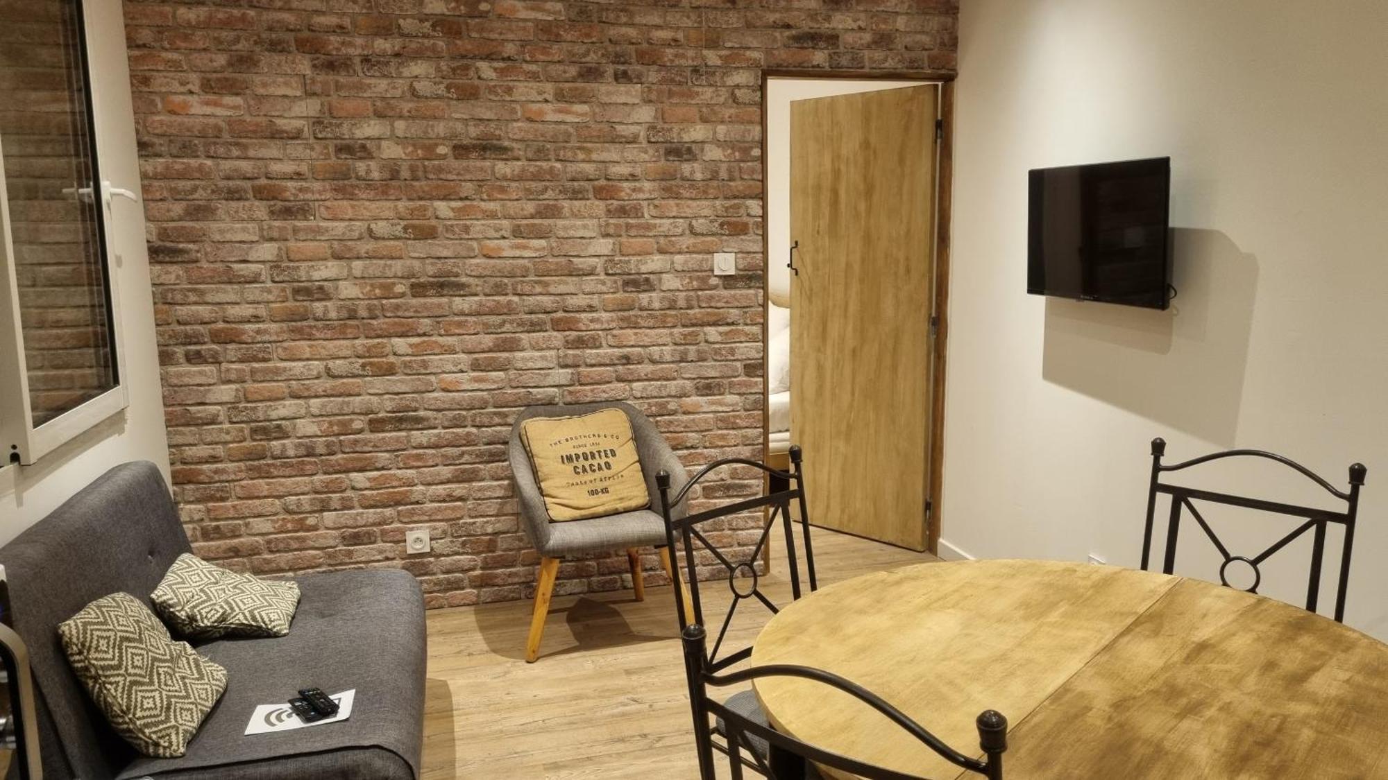 Appartement Neuf Avec Cuisine พุราเดส์ ภายนอก รูปภาพ